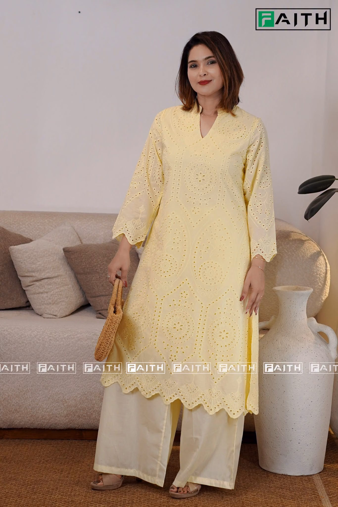 YOLA KURTHI SET