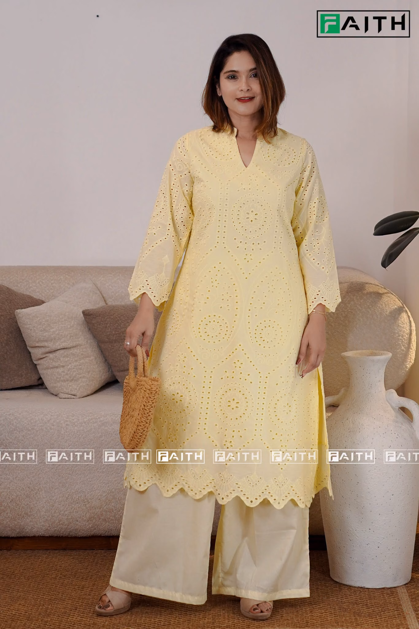 YOLA KURTHI SET