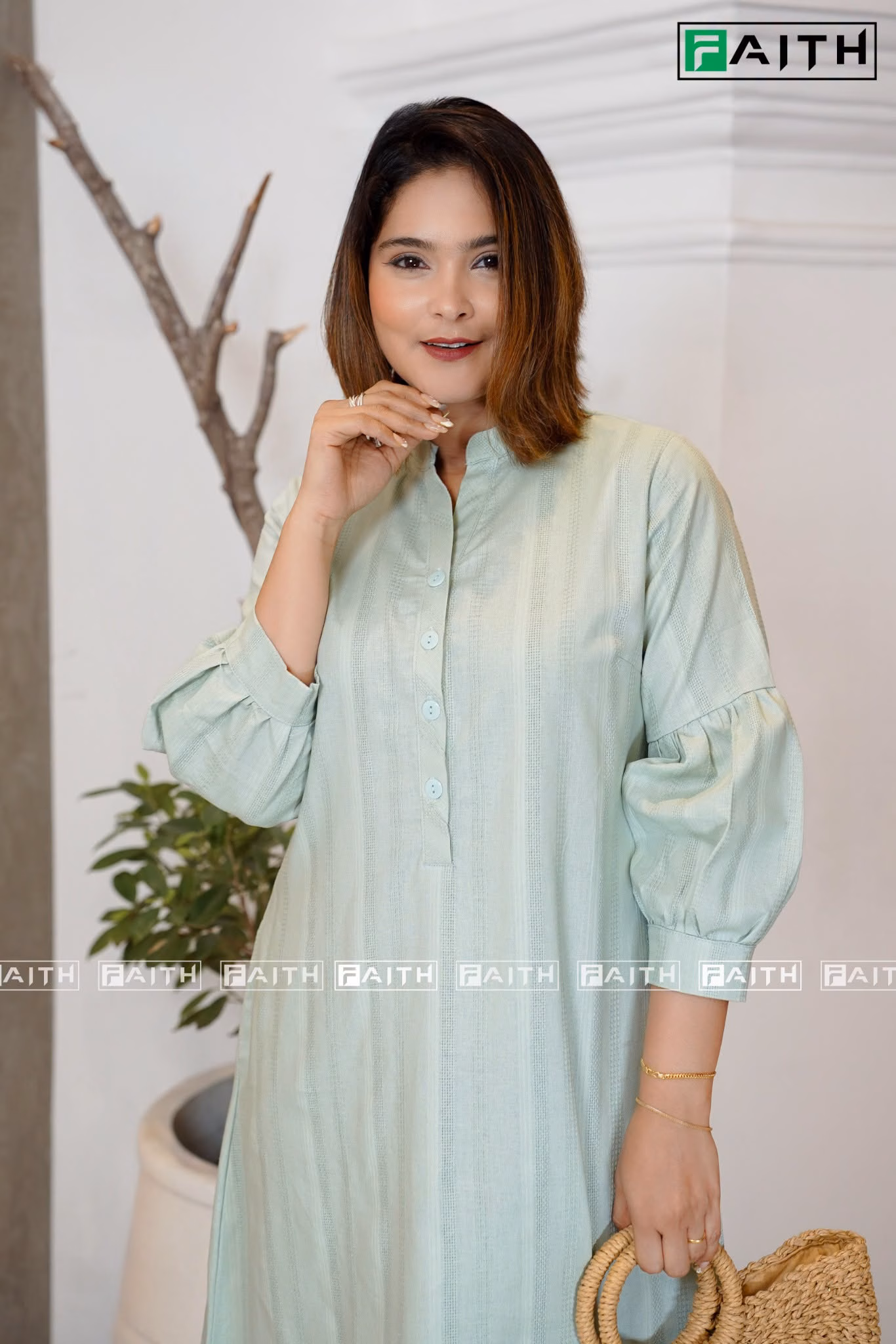 NAYLIA DRESS